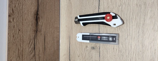 Medid cutter 25mm Visuel 1 principal Medid cutter 25mm Visuel 1 principal