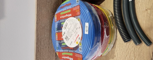Cable fil rigide 2.5m² B/R/V 100m Visuel 1 principal Cable fil rigide 2.5m² B/R/V 100m Visuel 1 principal